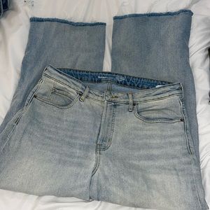 Raw Hem High Waisted Loose Jeans